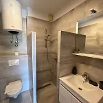 Lela Nečujam