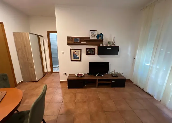 Lela Appartamento Nečujam
